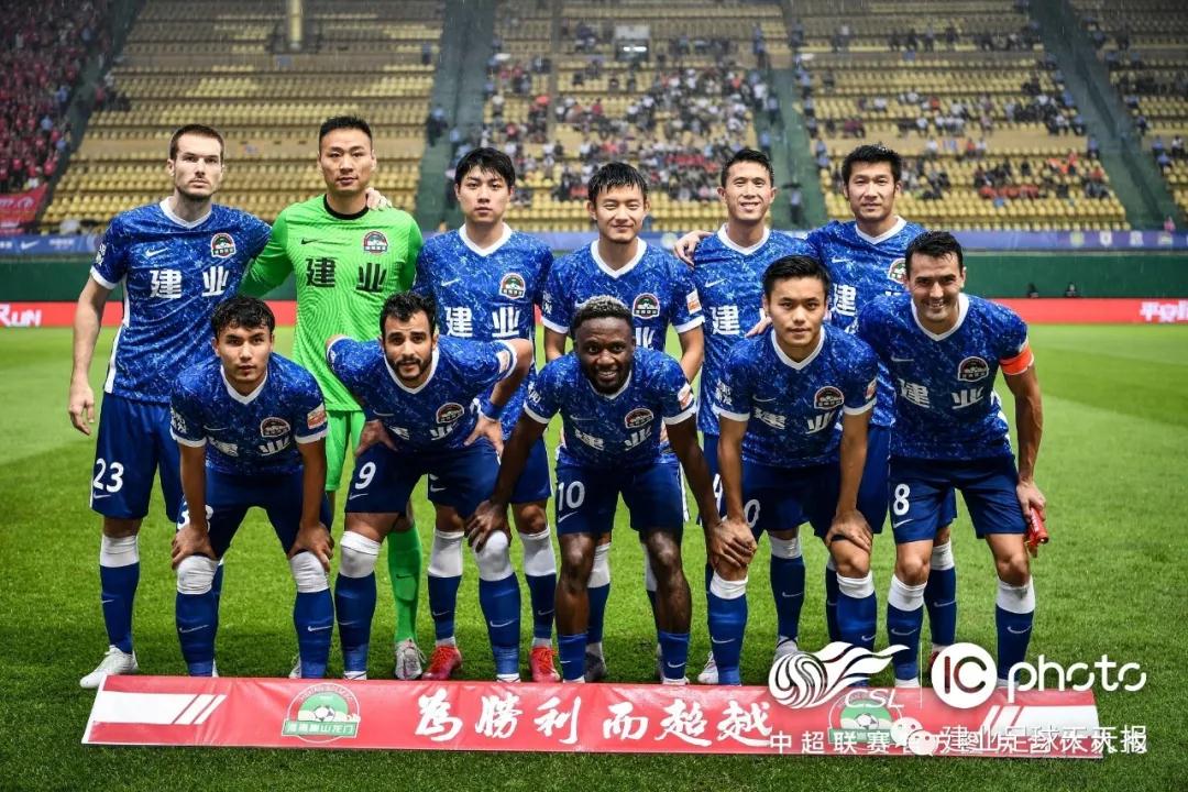 مباراةالنهائيكأسأممأفريقياذروةالصراعالقاريلكرةالقدمالأفريقية